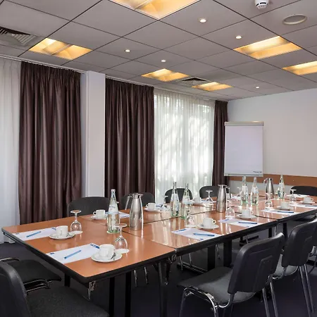 Tryp By Wyndham 3*