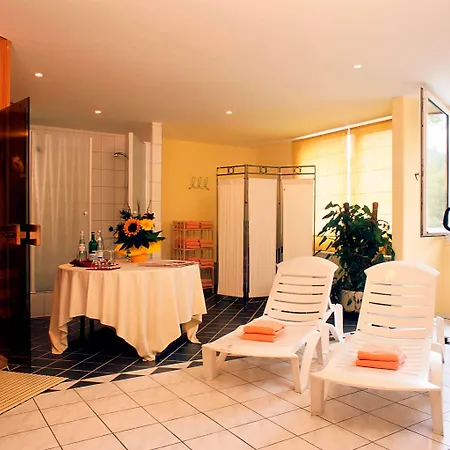 Tryp By Wyndham Hotel 3*