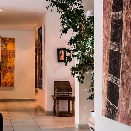 Tryp By Wyndham Hotel