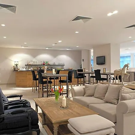 Tryp By Wyndham Hotel