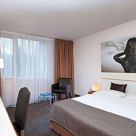 Tryp By Wyndham 3*