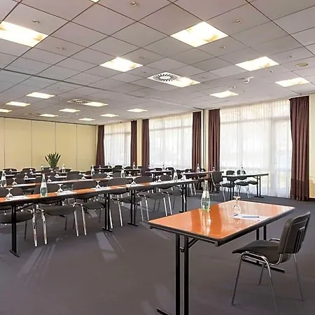 Hotel Tryp By Wyndham 3*
