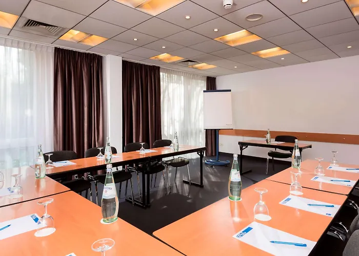 酒店 Tryp By Wyndham 3*